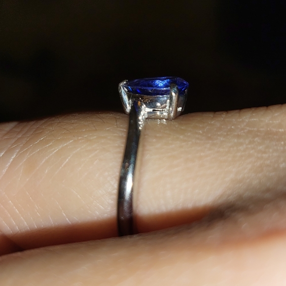 TANZANITE and DIAMOND RING IN PLATINUM900 SETTING - Picture 16 of 16
